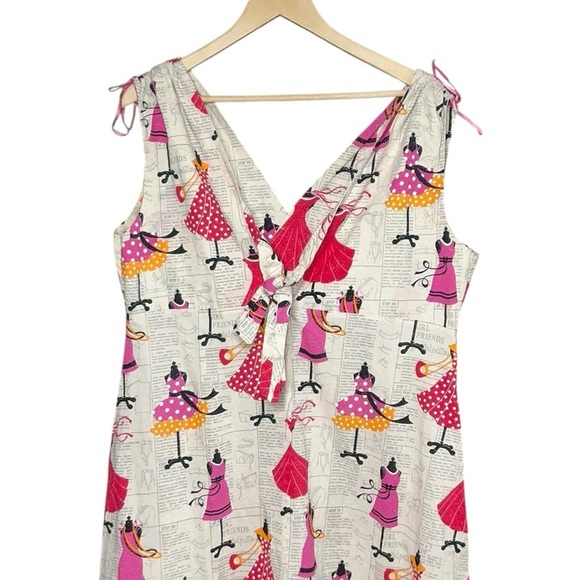 Handmade Sewing Theme Sleeveless V-Neck Maxi Sundress - Picture 3 of 9